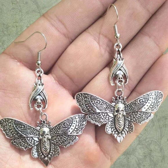 Silver Moth Skull Gothic Dangle Earrings - Picture 7 of 7